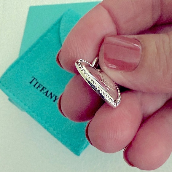 🩵Vintage Tiffany & Co. LOVE Heart - Beaded Edge Milgrain Pendant - FINAL PRICE - Picture 5 of 13